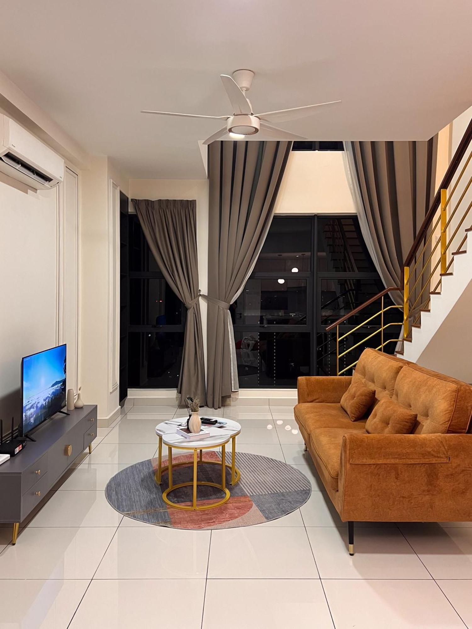 Modern Suites At Arte Mont Kiara By Iconique Kuala Lumpur Exterior photo
